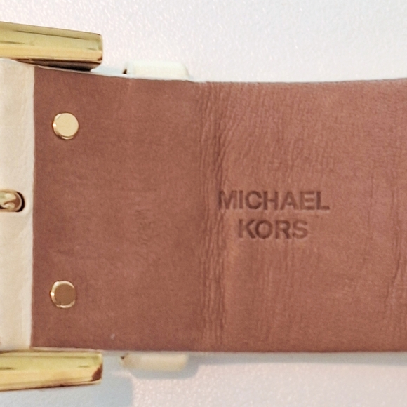 Michael Kors leather cuff watch - Picture 5 of 6